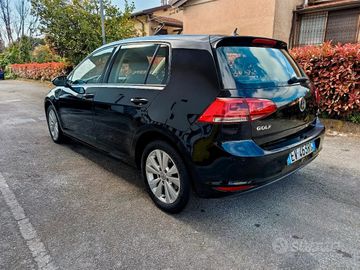 Volkswagen Golf - 4