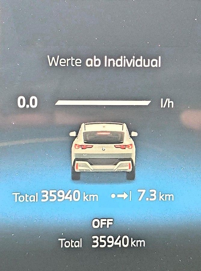 BMW X2 xDr. 20d AHK HUD PANO 360° H&K ICONIC ACC foto 22
