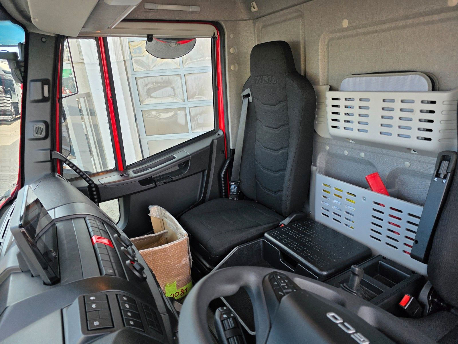 Fahrzeugabbildung Iveco Eurocargo ML75E19/P LBW 1.000kg Kamera Spoiler