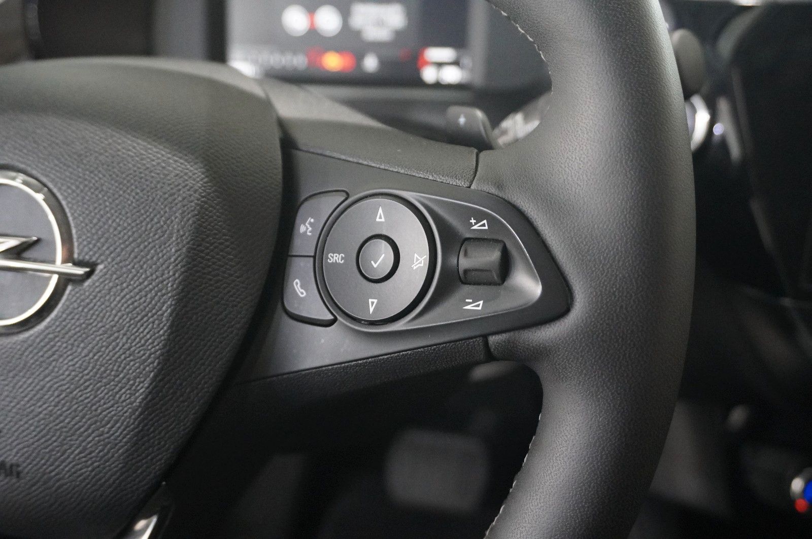 Fahrzeugabbildung Opel Corsa F 1.2T ELEGANCE NAVI/LED/KAMERA/SPORT/DAB+