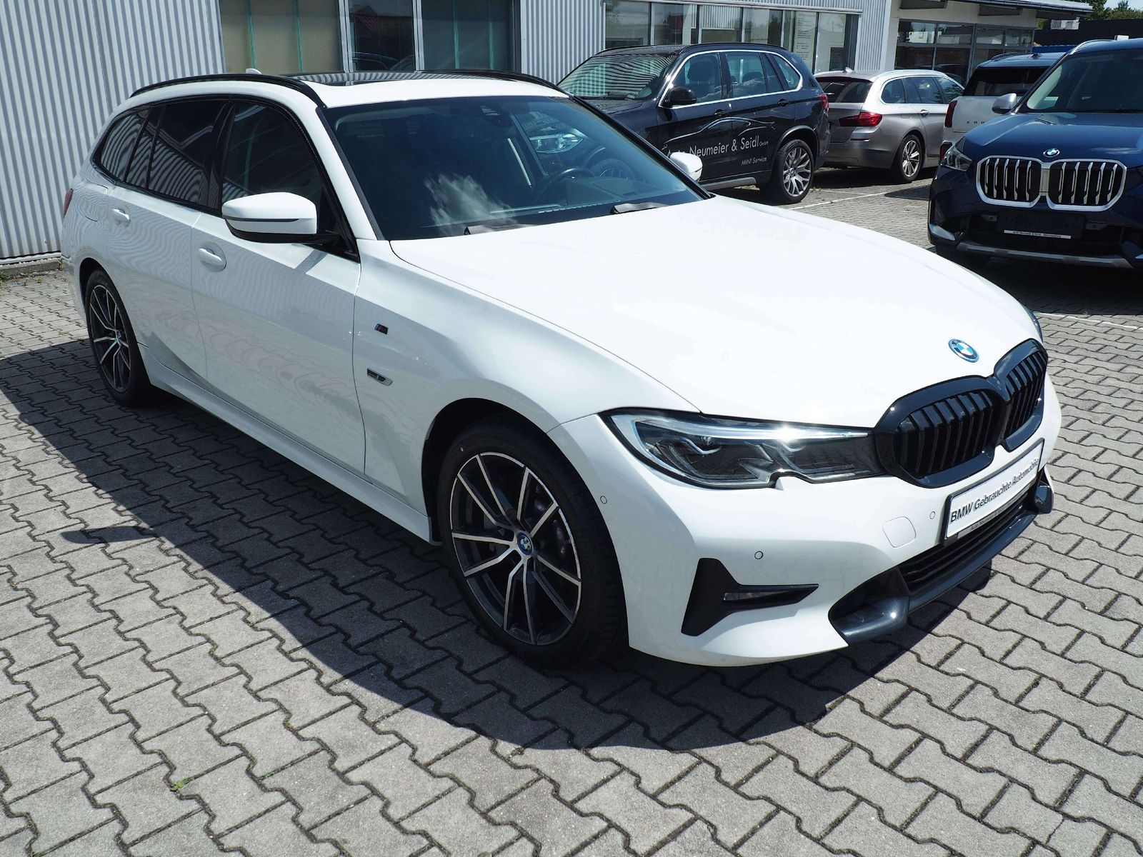 BMW 330 e Touring Aut. Sport Line*Panoramadach*Laser