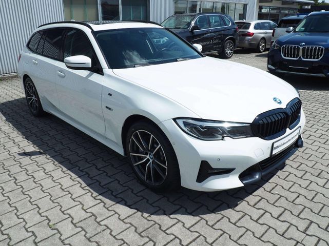 BMW 330 e Touring Aut. Sport Line*Panoramadach*Laser