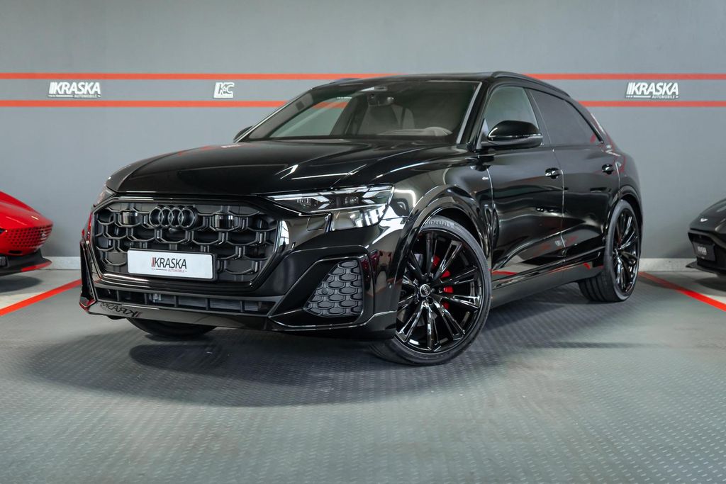 Image of Audi Q8