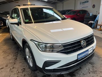 Volkswagen Tiguan - 3