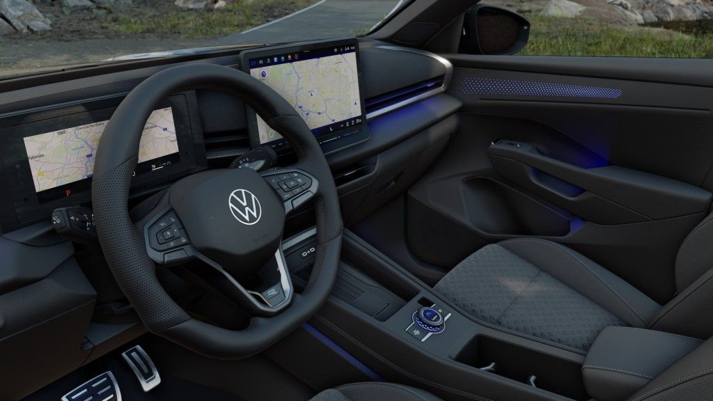 Fahrzeugabbildung Volkswagen T-Roc 1.5 eTSI DSG R-Line Black Style  AHZV