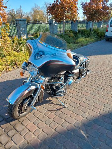 Harley-Davidson FLH Electra Glide / UNFALL / DAMAGED