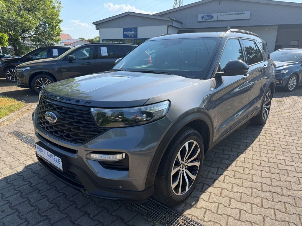 2021 Ford Explorer
