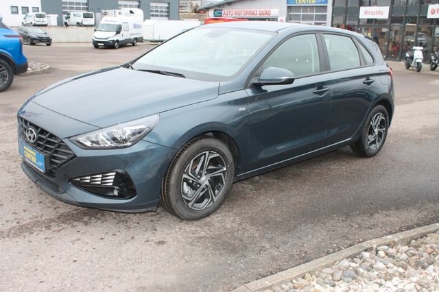 Hyundai i30 1.0 T-GDI  Select,  Sitzheizung