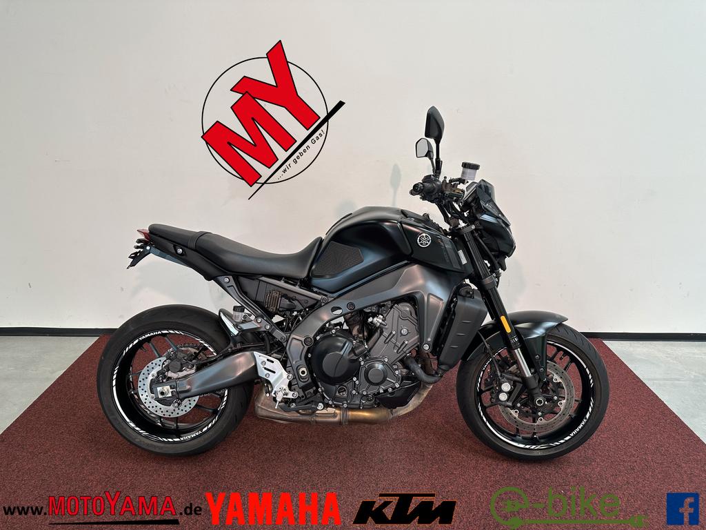 Yamaha MT-09 tolle Ausstattung inkl. SERVICE+Reifen NEU