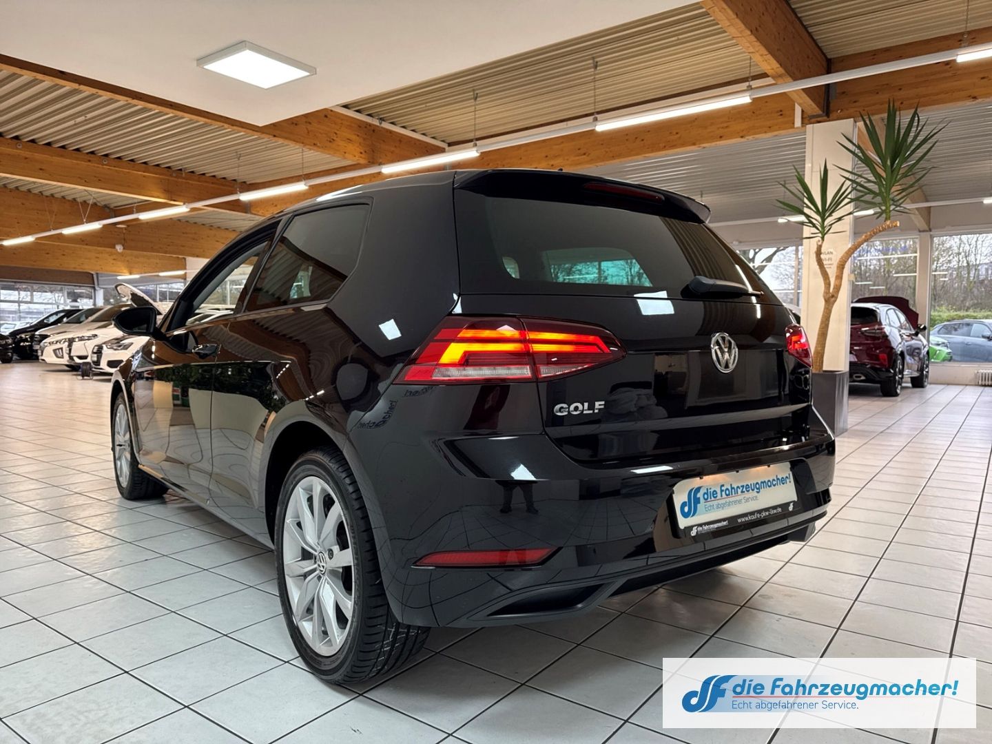Fahrzeugabbildung Volkswagen Golf VII Trendline Alu, Sitzheizung, Sperrdiff.