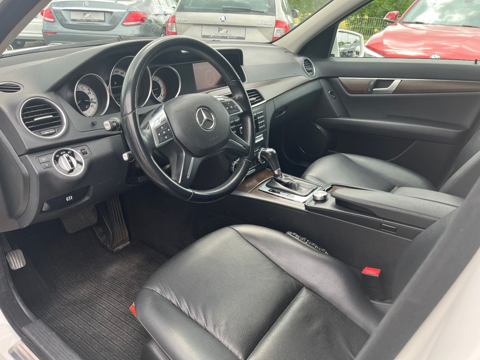 Fahrzeugabbildung Mercedes-Benz C 250 CDI 4MATIC Aut. Navi Leder Pano Standhzg