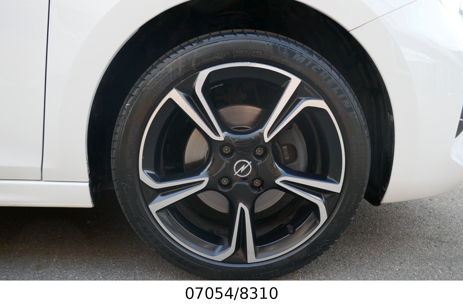 Fahrzeugabbildung Opel Corsa F GS Line