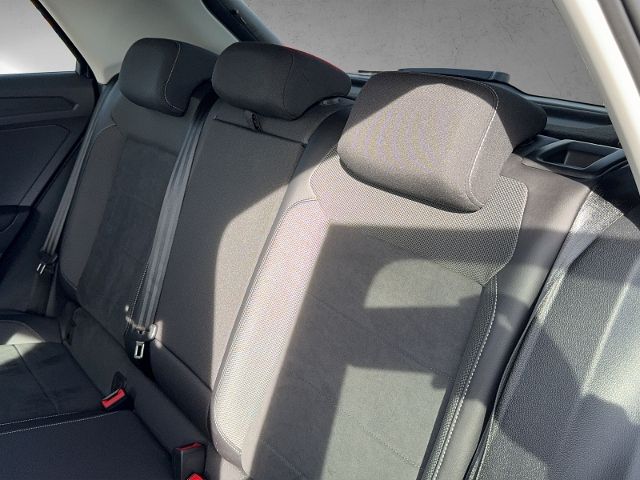 T-Roc STYLE 1.0 TSI EASY OPEN STANHZG IQ LIGHT A