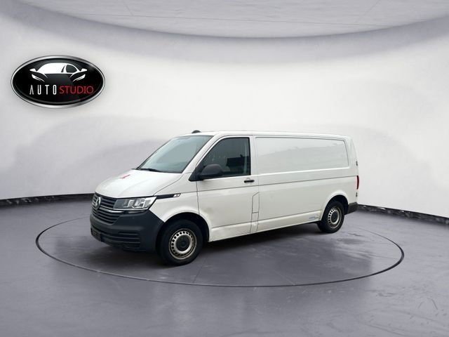 Volkswagen T6.1 Transporter 2.0 TDI Lang Pharma Klima Kame.