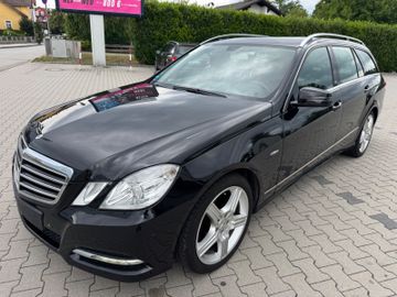 Mercedes E 220 - 8