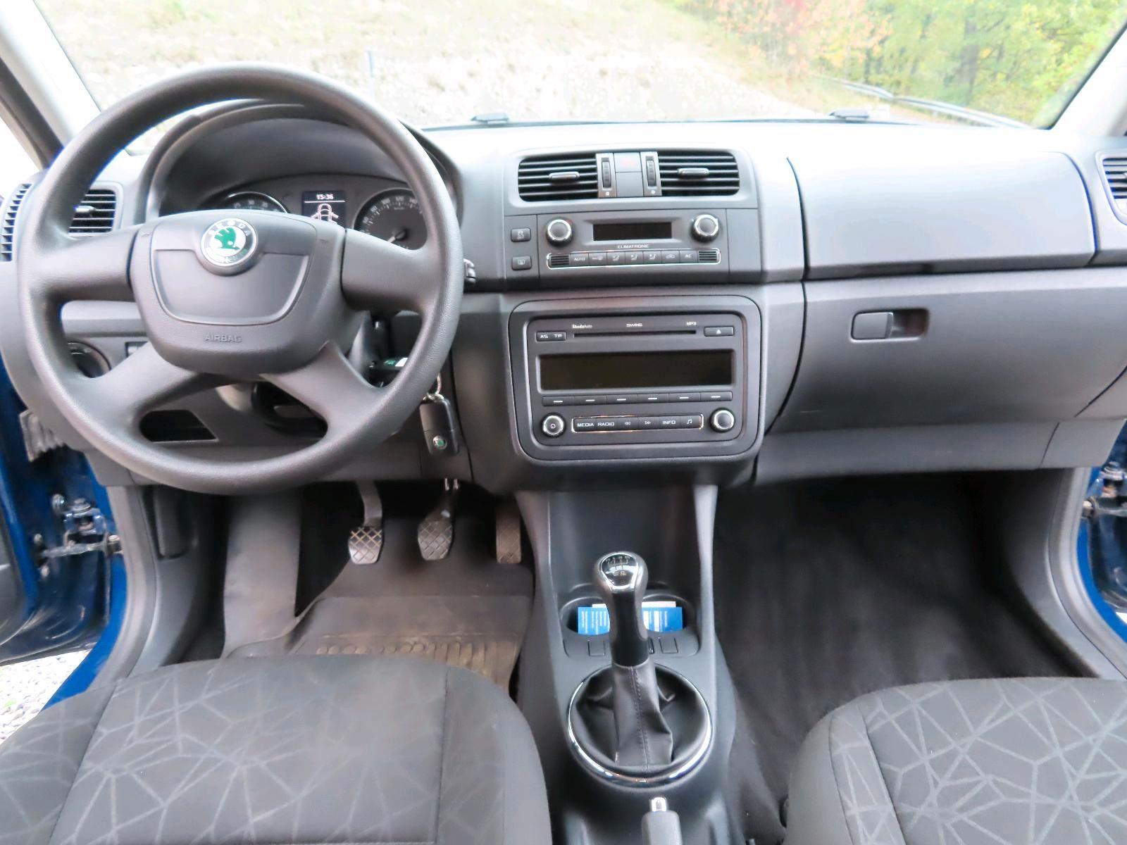 Skoda Fabia 2012 — photo 14