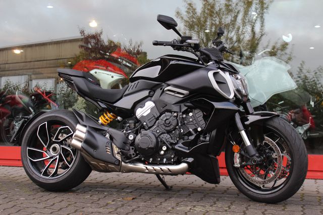 Ducati Diavel V4