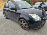 Suzuki Swift 1.3 Snow 4x4 Snow - Suzuki Swift Snow mit Benzin-Antrieb