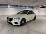 Mercedes-Benz E 220 d 4MATIC AMG | Pano | HUD | 360° | Distron - Mercedes-Benz E 220 Gebrauchtwagen in Mannheim