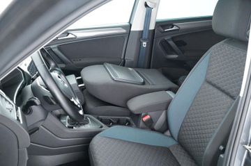 Volkswagen Tiguan - 11