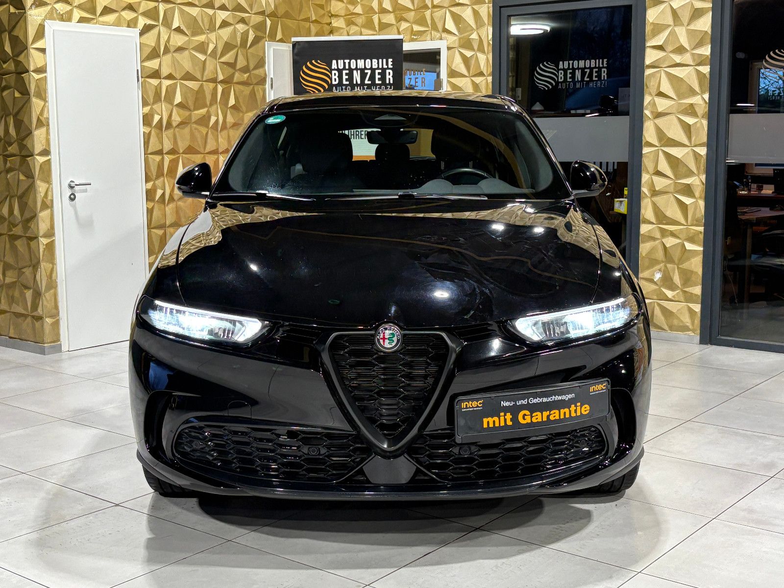 Fahrzeugabbildung Alfa Romeo Tonale Sprint/APPLE/NAVI/ACC/PDC/SPURHALTE/KLIMA