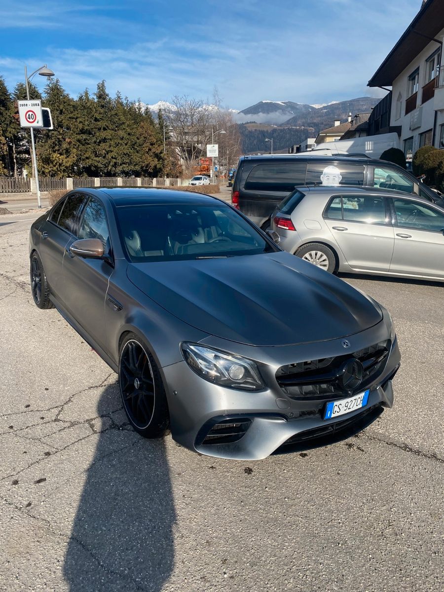 MERCEDES-BENZ E 63 AMG  S 4 MATIC EDITION 1 KERAMIK