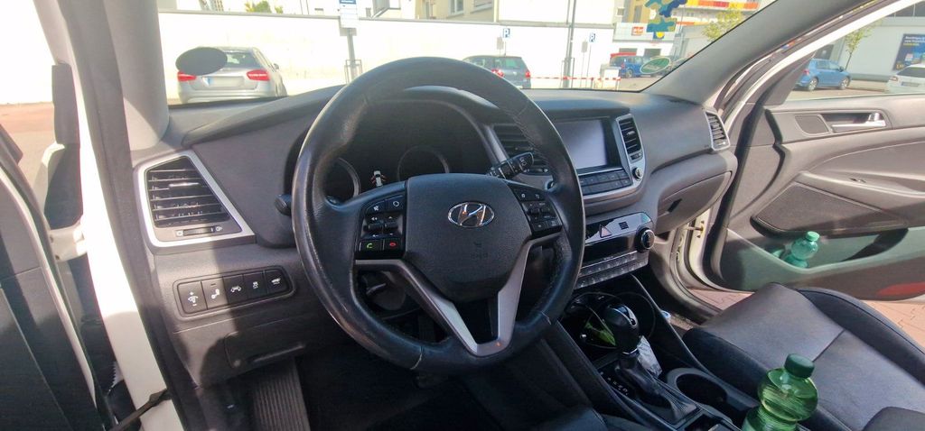 Image of Hyundai TUCSON