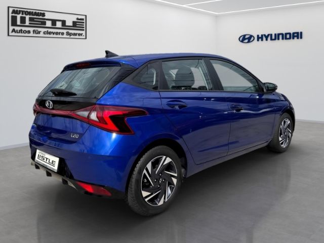 Fahrzeugabbildung Hyundai i20 Trend Navi Digitales Cockpit LED Apple CarPl