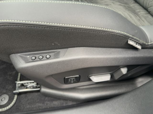 Foto Nummer 17: PEUGEOT 5008