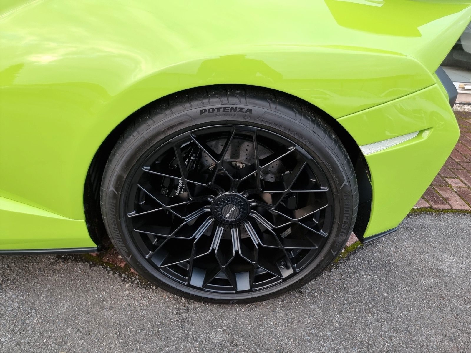 Fahrzeugabbildung Lamborghini Huracán STO/1.Hd/BRD/Lift/Temp/Kamera