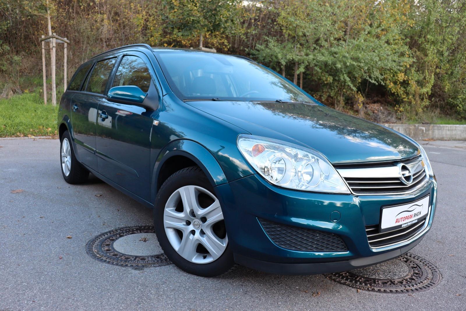 Opel Astra 2007 — interior