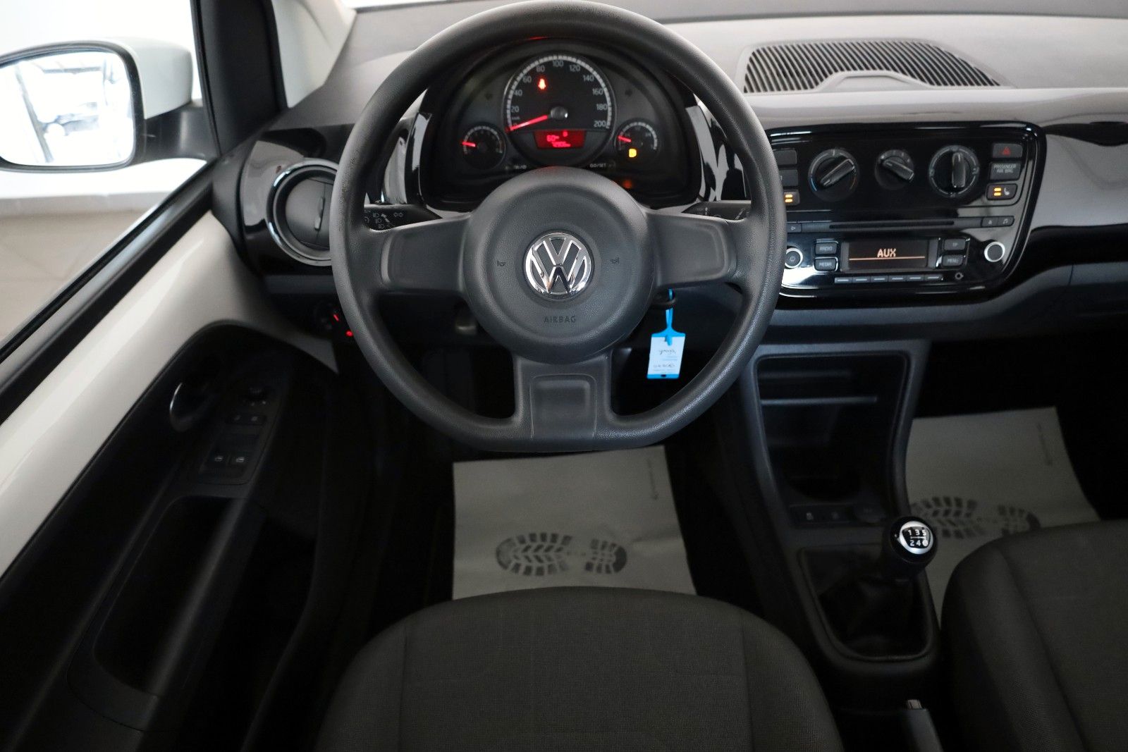 Fahrzeugabbildung Volkswagen up! move up! SH,PDC,Allwetterreifen