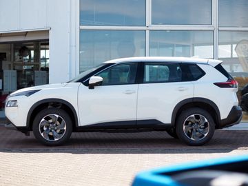 Nissan X-Trail - 4