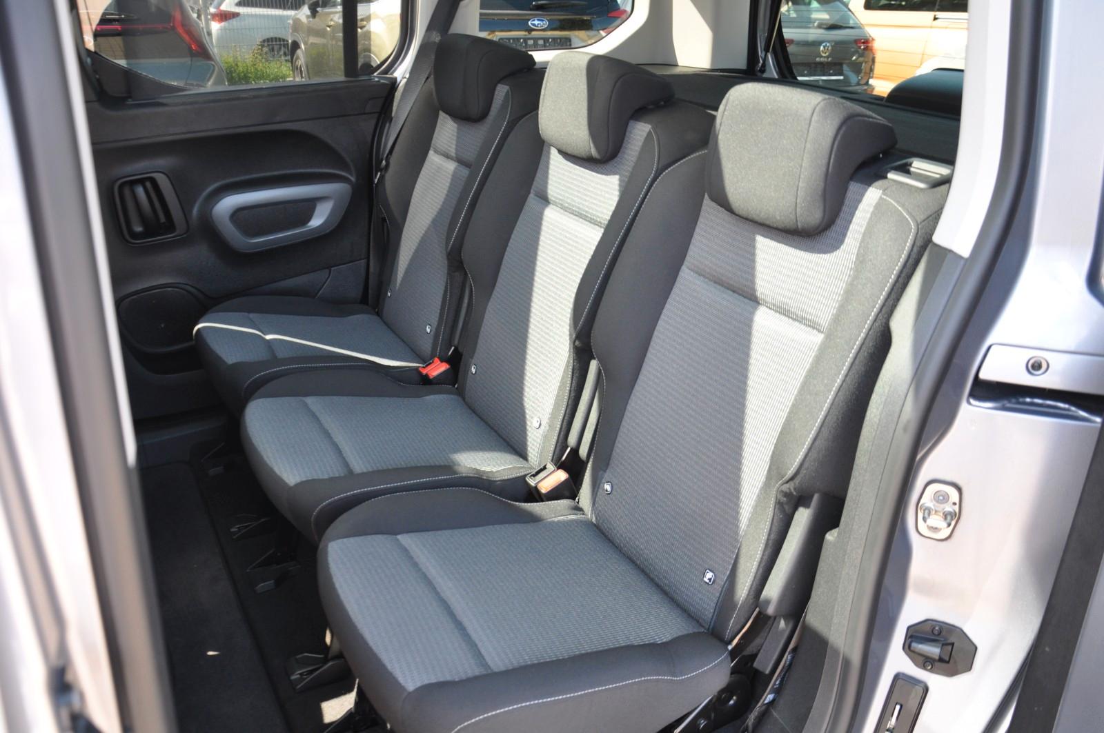 Toyota Proace City Verso L1 Executive Aut. AHK-PANO-HUD