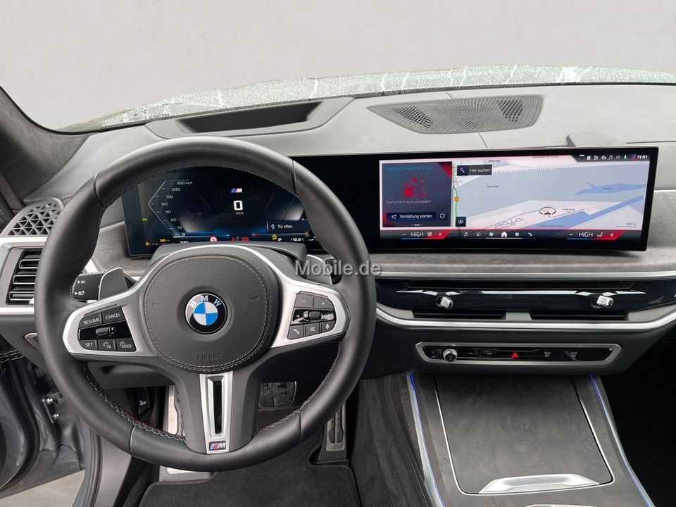 BMW X7 M60 - Bild 12