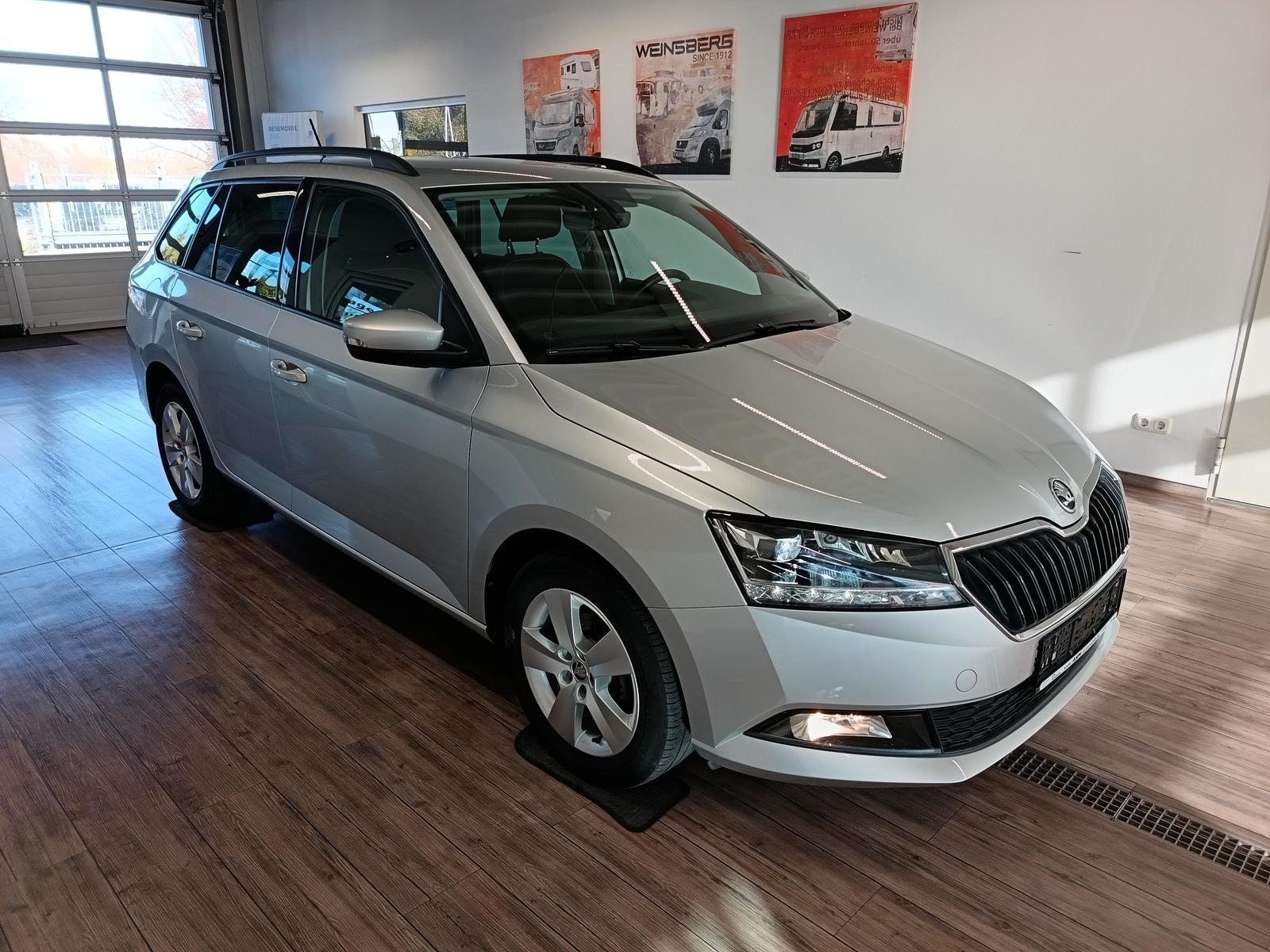 Skoda Fabia Combi Style 1.0 TSI*AHK*LED*R-KAM*PDC*SHZ*