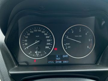 Bild 11 BMW 116 1 Lim. 5-trg. 116d*SHZ*KLIMAAUTO*PDC*EXPORT*TÜV