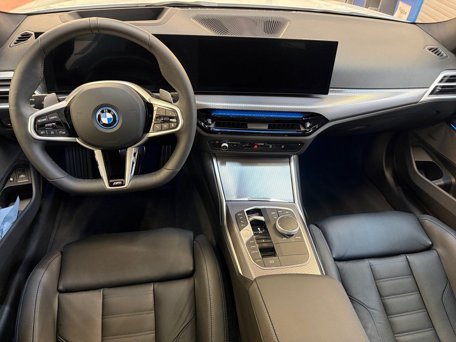 BMW 330 - Bild 8