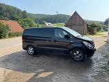 Hyundai Bus, H-1 Travel 2.5 CRDi - gebrauchte Hyundai H-1 aus dem Jahr 2009
