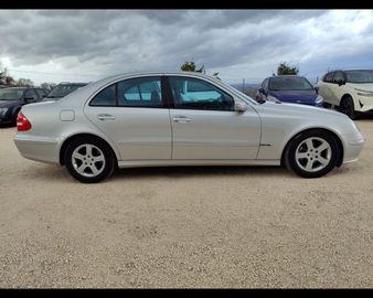 Mercedes E 280 - 10