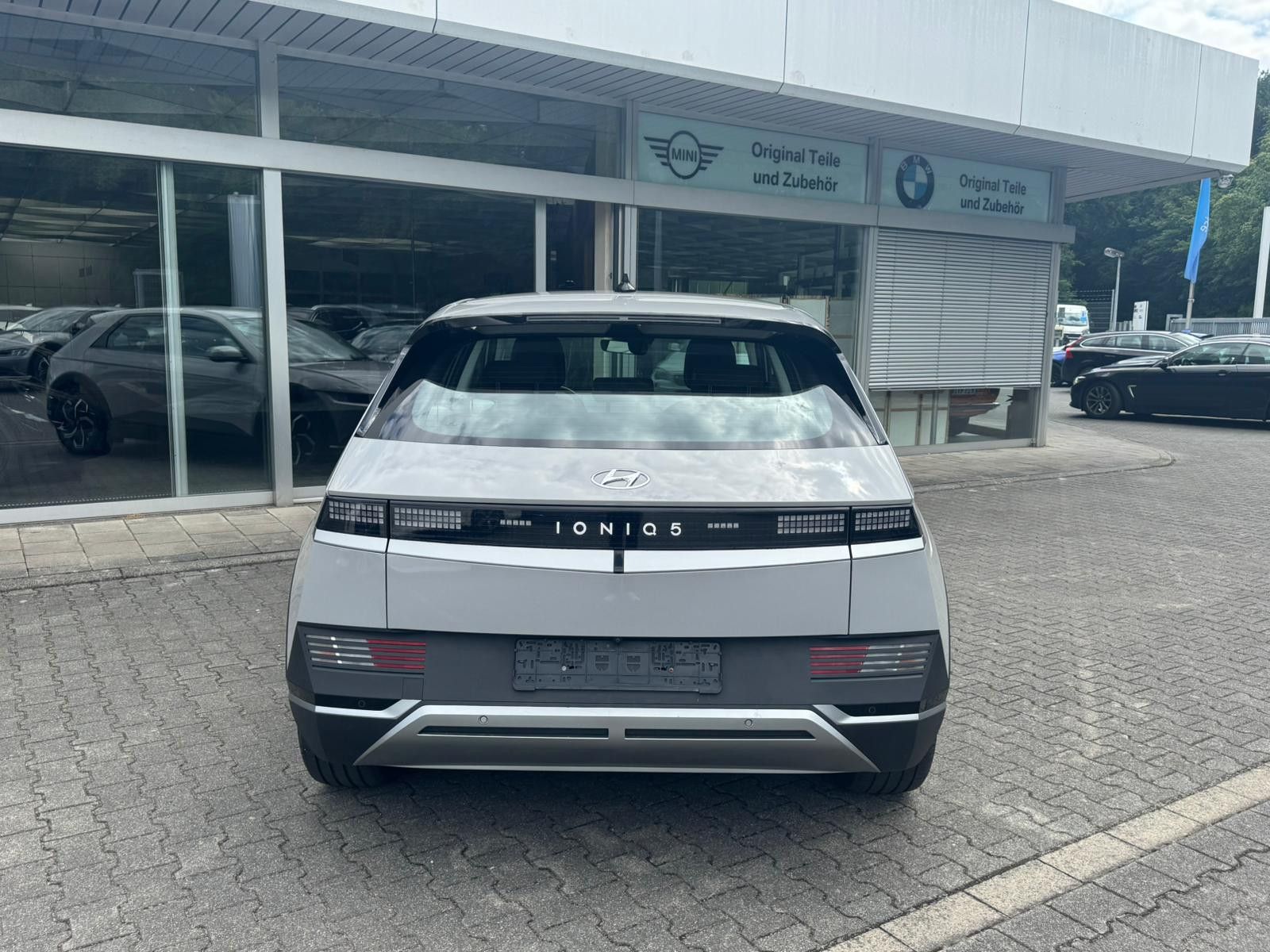 Fahrzeugabbildung Hyundai Ioniq 5 Dynamiq WERKSGA+ NAVI+LED+SHZ+KAM+ACC+WP