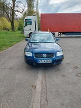 Volkswagen VW Passat Kombi Variant - Volkswagen Passat aus 2005: Kombi