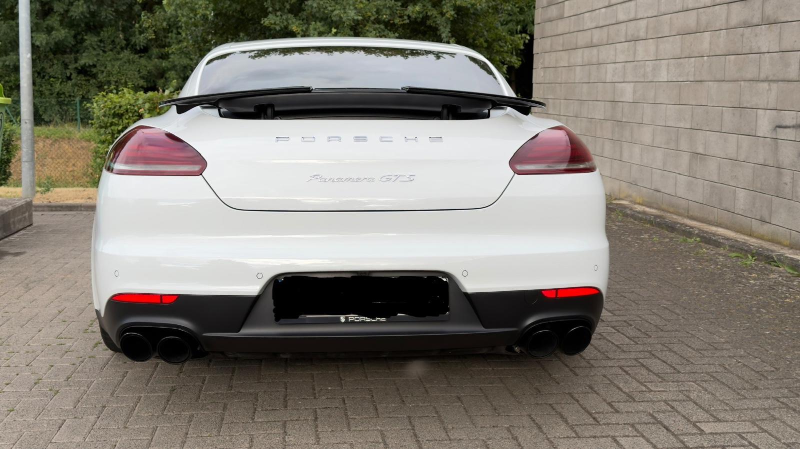 Porsche Panamera GTS GTS