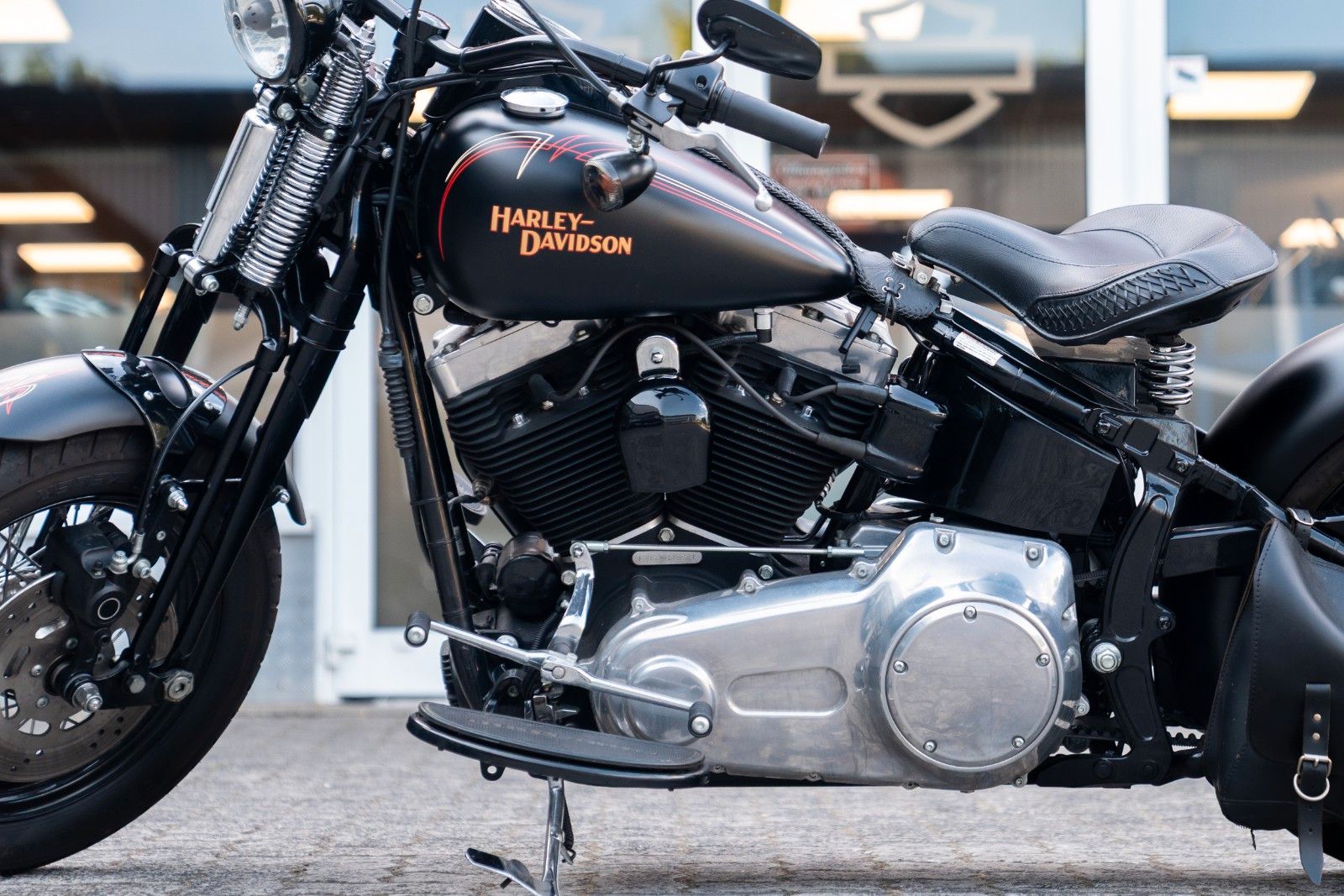 Fahrzeugabbildung Harley-Davidson FLSTSB Cross Bones 96 cui - Jekill - kurzes Heck
