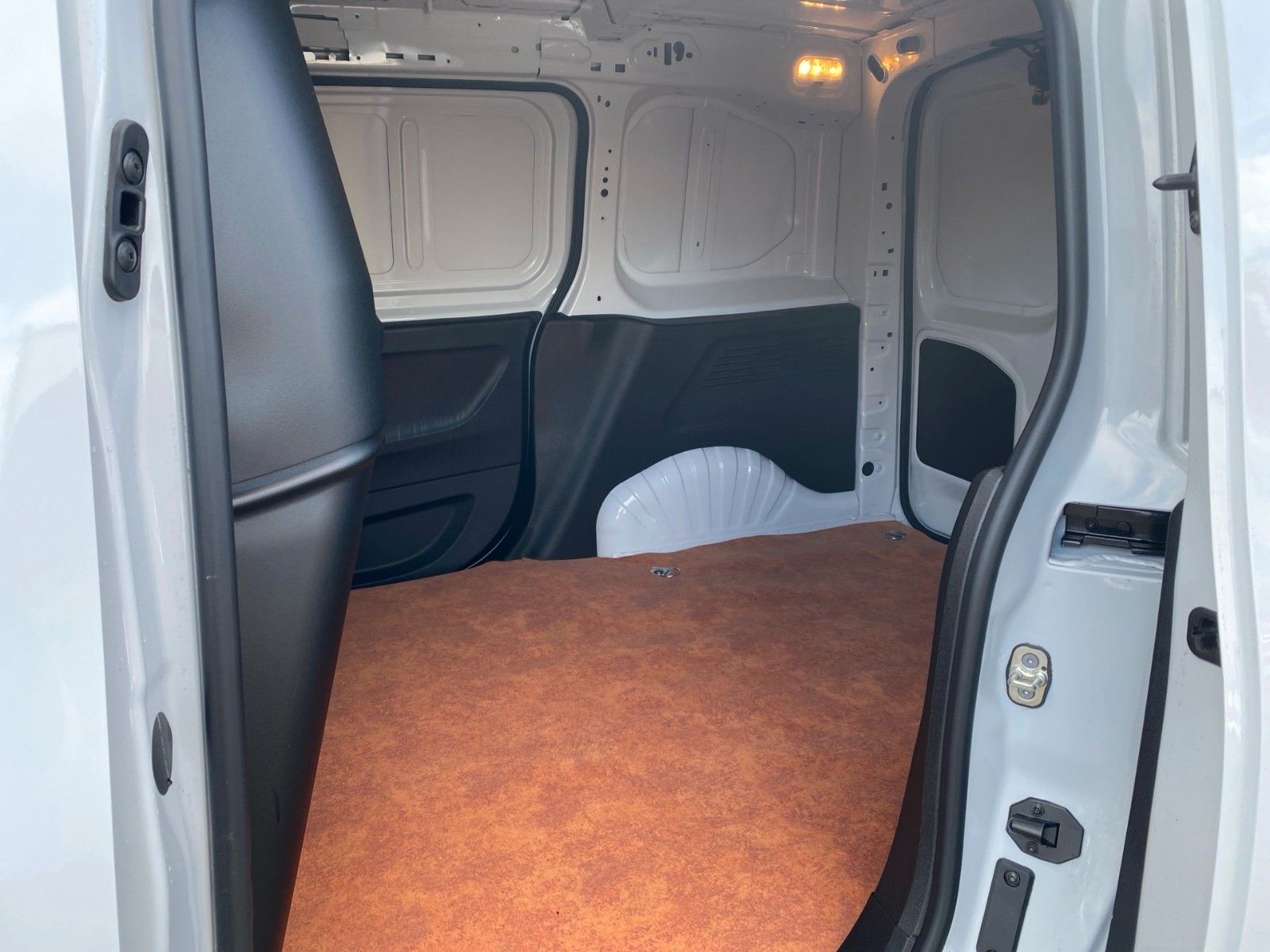 Fahrzeugabbildung Citroën Berlingo Kasten Club  M/L1