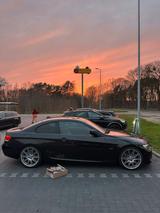 BMW E92 325d Coupé / M-Paket / Navi Prof /... - BMW 325 mit Diesel-Antrieb: Coupé