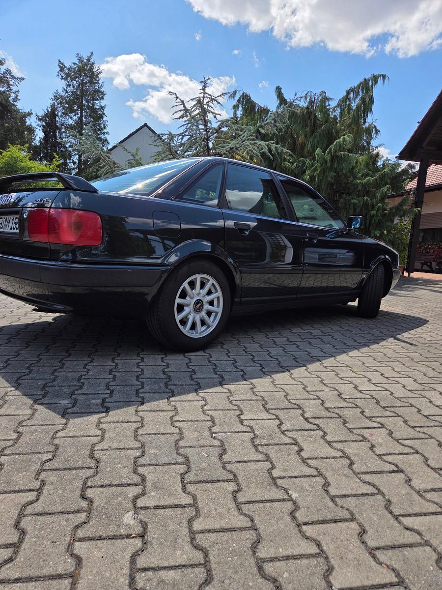 Audi 80 2.0 E Limousine