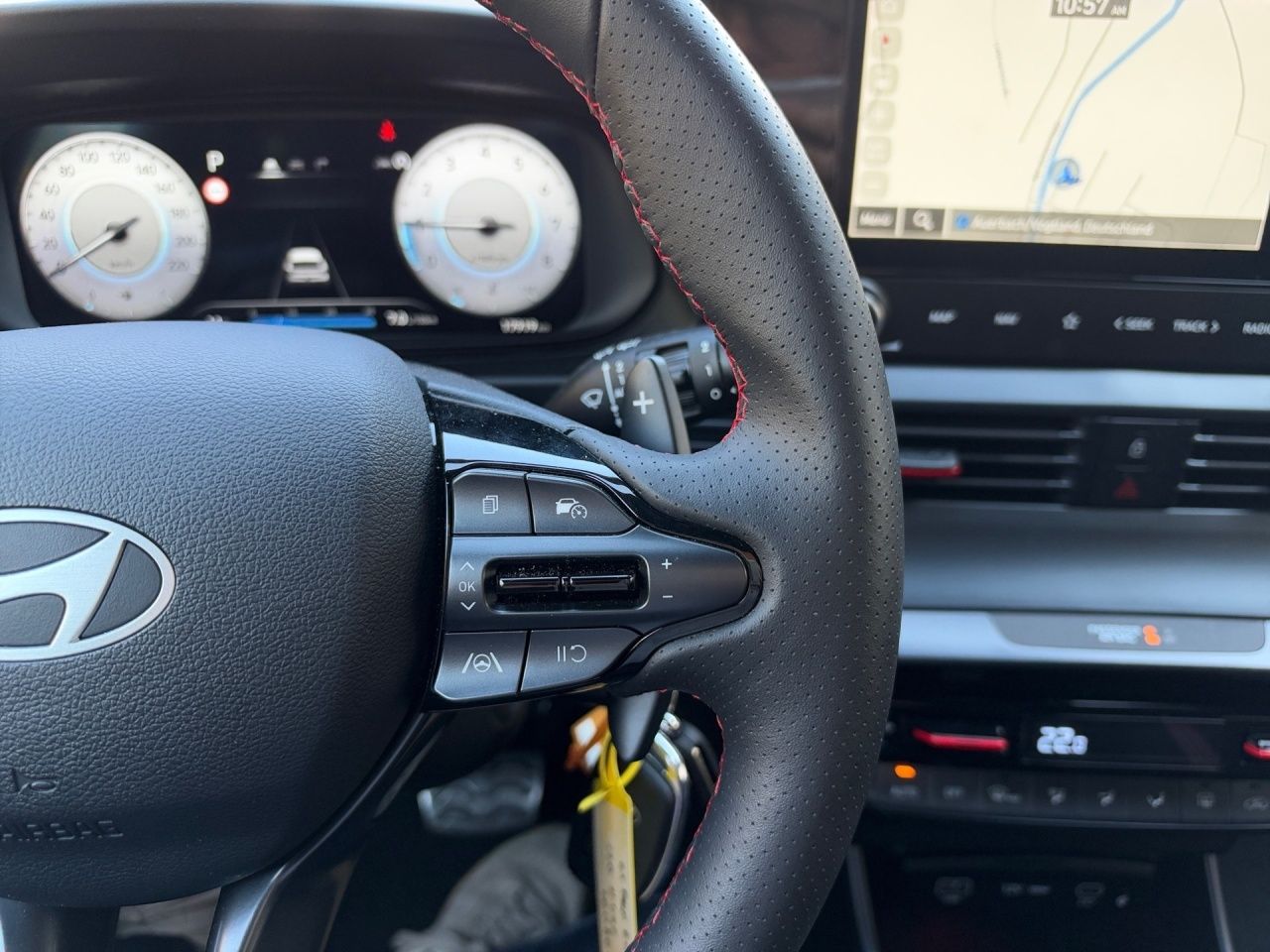 Fahrzeugabbildung Hyundai i20 N-LINE *SHZ*LHZ*NAVI*SPURH*CARPLAY*