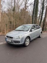 Ford Focus 1.6 Ghia *AUTOMATIK,PDC,XENON,SHZ* - Ford Focus: Ghia X