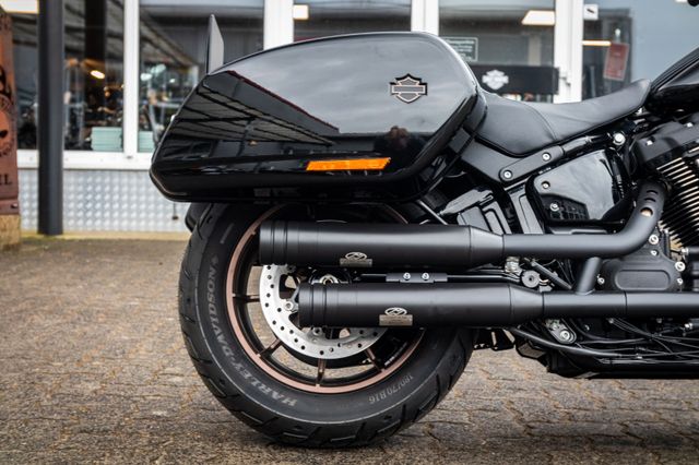 Fahrzeugabbildung Harley-Davidson FXLRST LOW RIDER ST 117 MY23 - CLUBSTYLE - J&H -